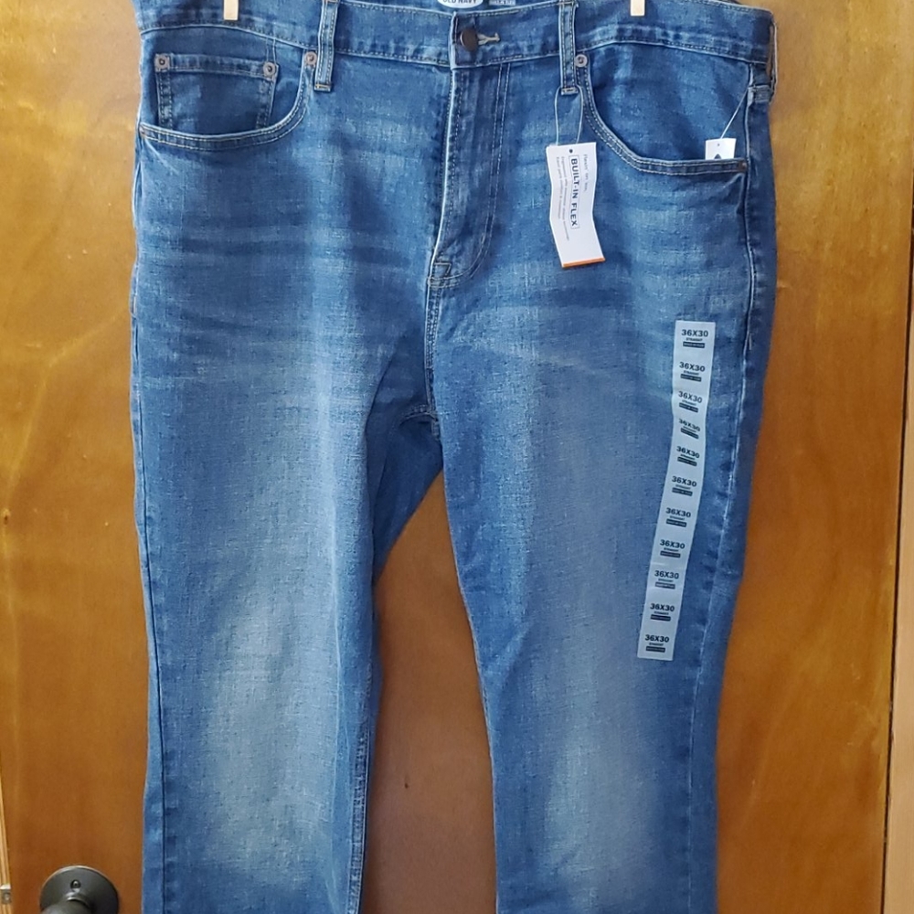 NWT Brand new Old Navy straight leg jeans